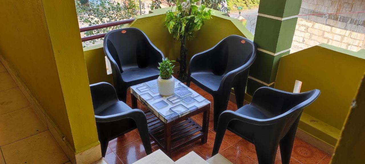 Eagle Nest Residency Hotel Kottakuppam ภายนอก รูปภาพ